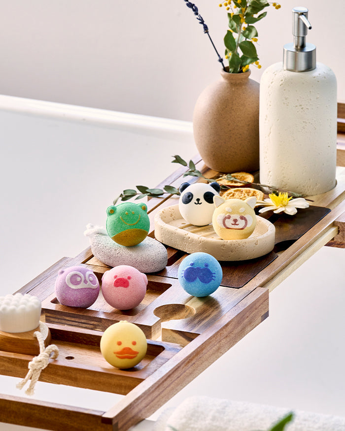 Red Panda-Shaped Natural Bath Bombs Gift Set (14 Pcs)