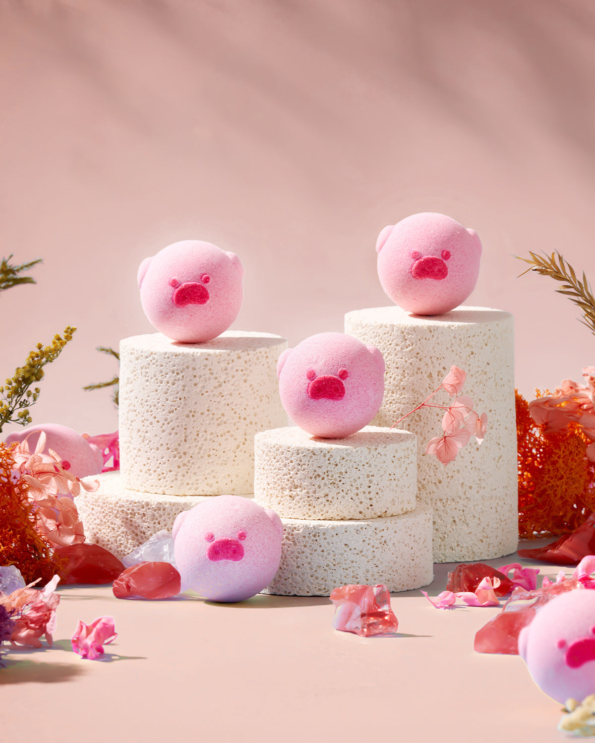 Pig-Shaped Natural Bath Bombs Gift Set (14 Pcs)