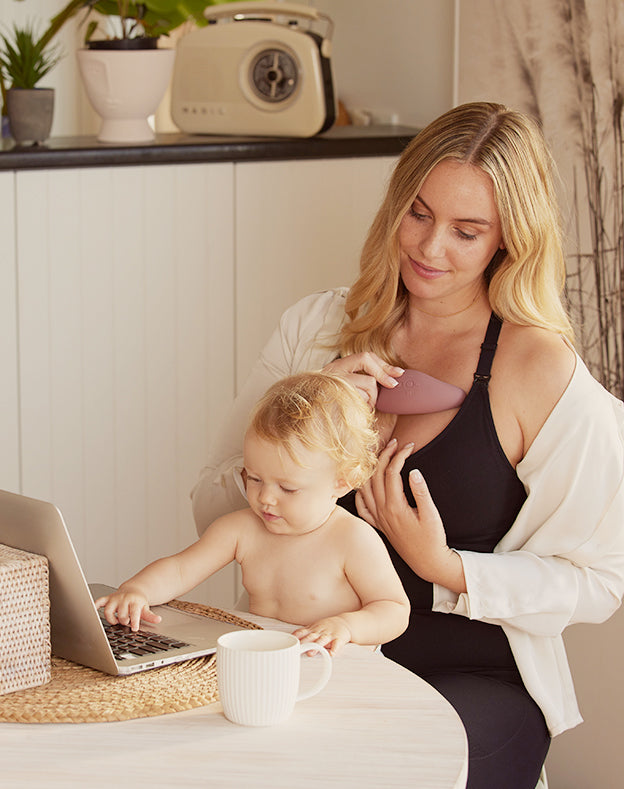 M5 Heat Massager Bundle: Double M5 Wearable Breast Pump and Double Breast Massager